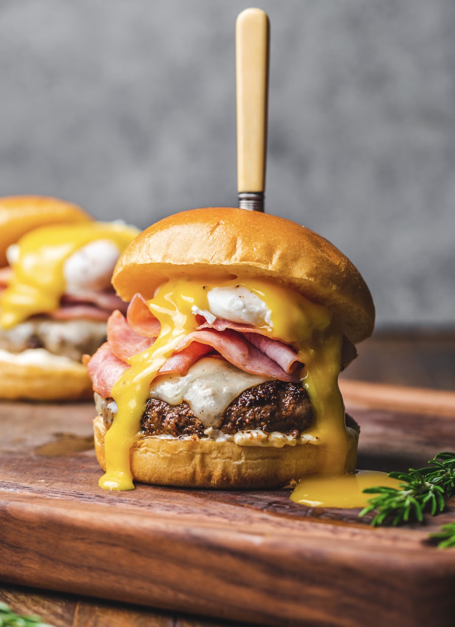 Hamburguesa Lumbre amb cheddar fos, bacon i ou